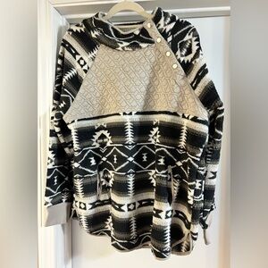 Umgee Aztec Print Sherpa Pullover
